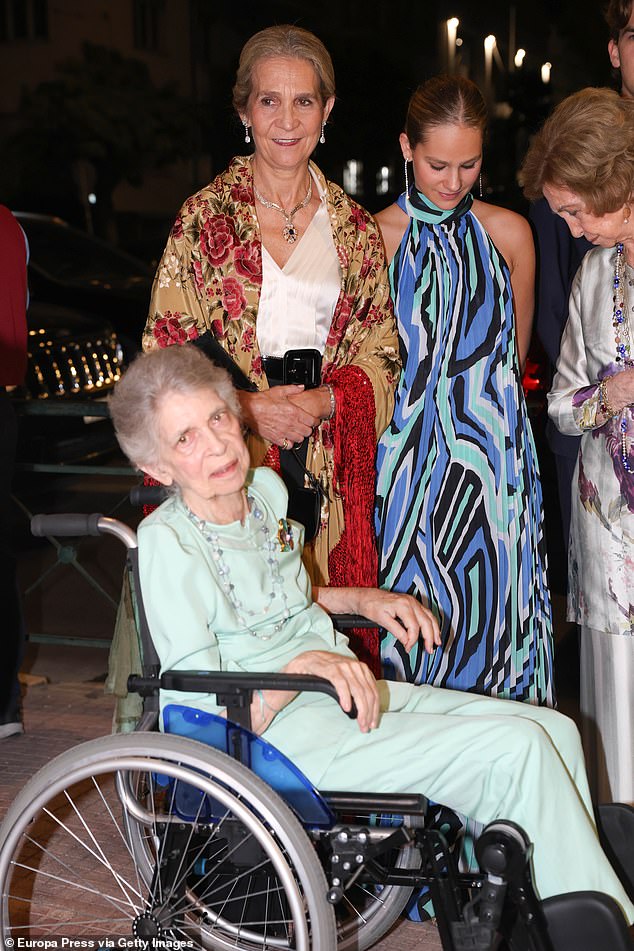 Infanta Cristina's daughter Irene Urdangarín y de Borbón, with Infanta Elena, Duchess of Lugo, the first child and eldest daughter of King Juan Carlos I and Queen Sofía, and Princess Irene of Greece, the younger sister of Queen Sofia