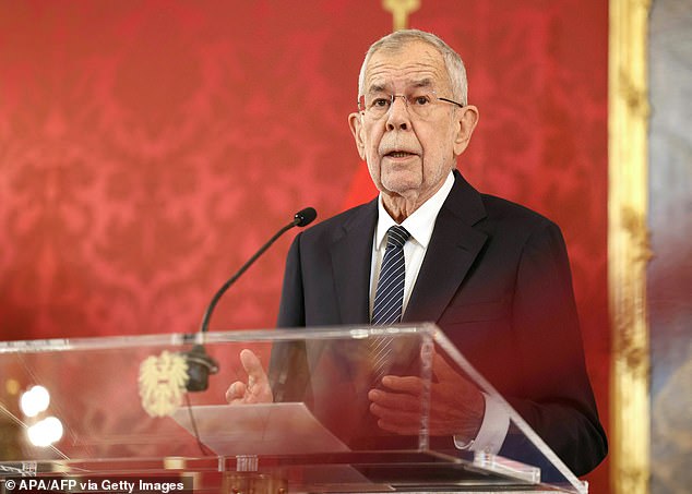 Austrian President Alexander Van der Bellen makes a statement in Vienna on the night of the country's election