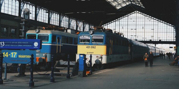 European loan to fund Hungary’s ambitious railway modernisation efforts