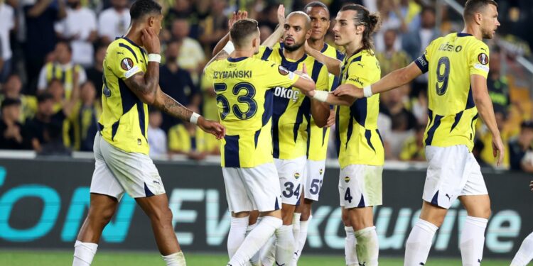 Fenerbahçe launch Europa League with narrow 2-1 win over Union SG