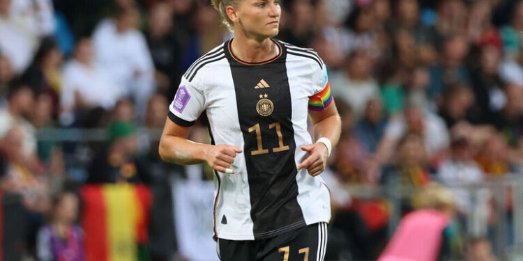 Germany women's captain Popp retiring from national team