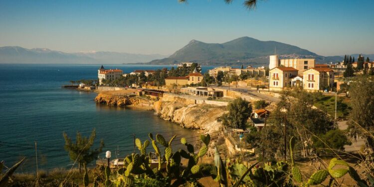 Greece’s second biggest island with stunning beaches most UK tourists haven’t heard of | Travel News | Travel