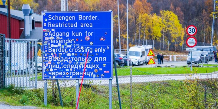 Norway is mulling building a fence on border with Russia, following Finland's example