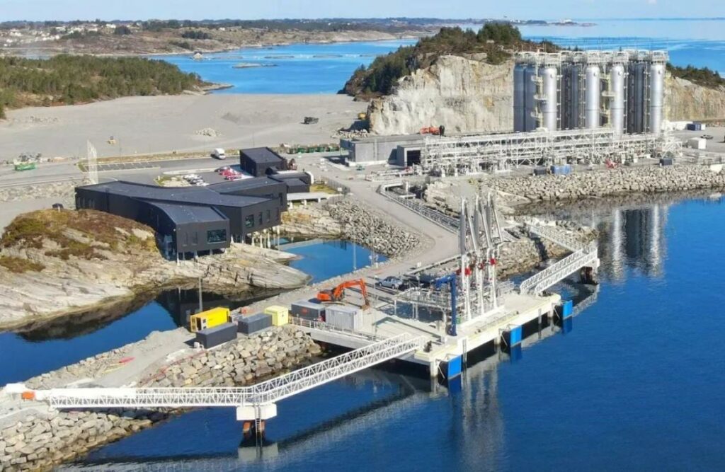 Norway unveils Norther Lights carbon capture and storage facilities