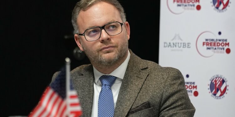 Orbán aide faces backlash for saying Hungary wouldn’t have fought a Russian invasion