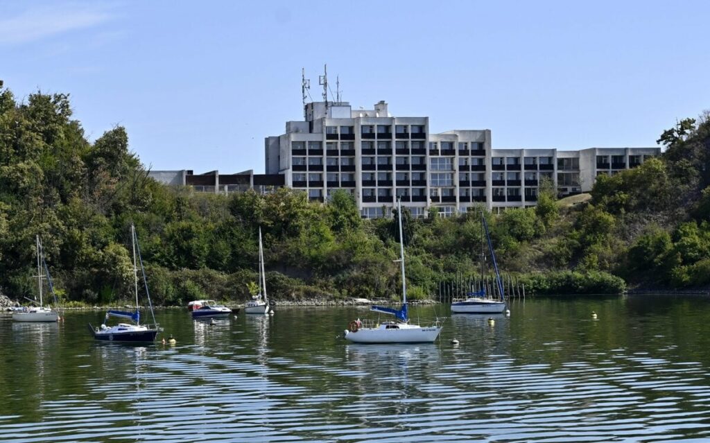 Slovakia joins Hungary with 5 percent VAT on hotels