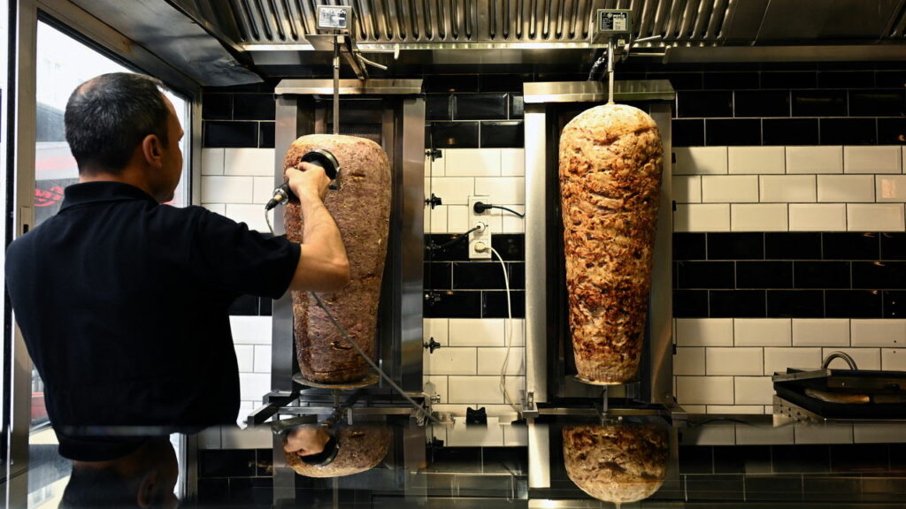 Turkey wants the EU to regulate the döner kebab