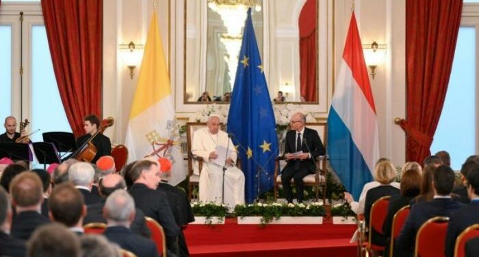 VATICAN – LUXEMBOURG Pope in Luxembourg: ‘Wealth includes responsibility'