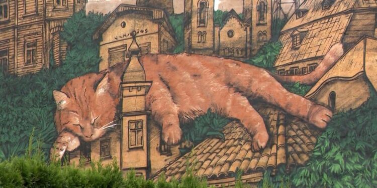 Video. Latvian mural features red cat named Peach