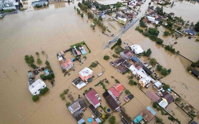 Warm Estonian September and Central European floods have same root cause | News