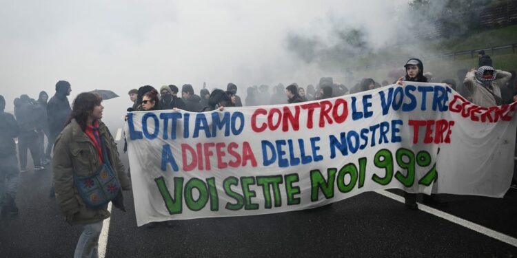 Meloni’s street protest crackdown prompts concerns of growing repression in Italy – POLITICO