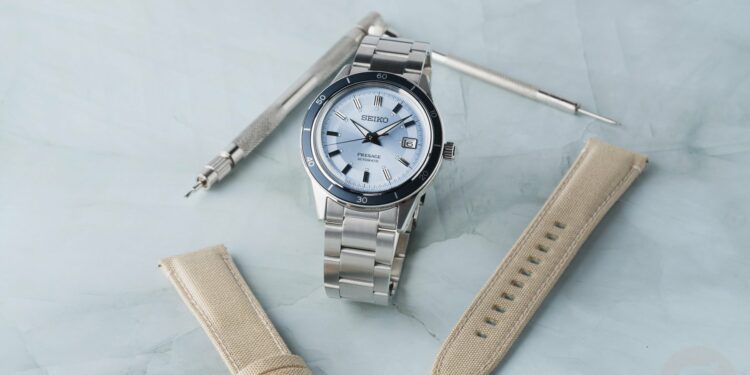 The Ice-Blue Seiko Presage Style60’s SRPL19