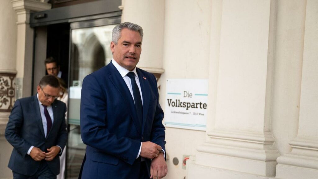 Austria’s conservatives want far right to be given chance to form coalition – News