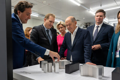 On October 1, 2024, IBM officially opened a global quantum data center in Ehningen, Germany alongside German Chancellor Olaf Scholz and other government and industry leaders. It is IBM’s second quantum data center deployed in the world, and the company’s first outside of the United States. The IBM Quantum Data Center in Europe features two new utility-scale, IBM Quantum systems, and will soon bring online an IBM Quantum Heron-based system, IBM’s most performant quantum computer yet. (Pictured at the inauguration of the IBM Quantum Data Center in Europe from left to right: Dario Gil, IBM Senior Vice President and Director of Research; Dr. Jay Gambetta, Vice President of Quantum, IBM Fellow; Dr. Nicole Hoffmeister-Kraut, Minister for Economic Affairs, Labour, and Tourism, State of Baden-Württemberg; German Chancellor Olaf Scholz; Dr. Florian Toncar, Parliamentary State Secretary in the Federal Ministry of Finance; Dr. Anna Christmann, Federal Government Coordinator for the Digital Economy and Start-Ups, Federal Economics Ministry.)
 Credit: IBM