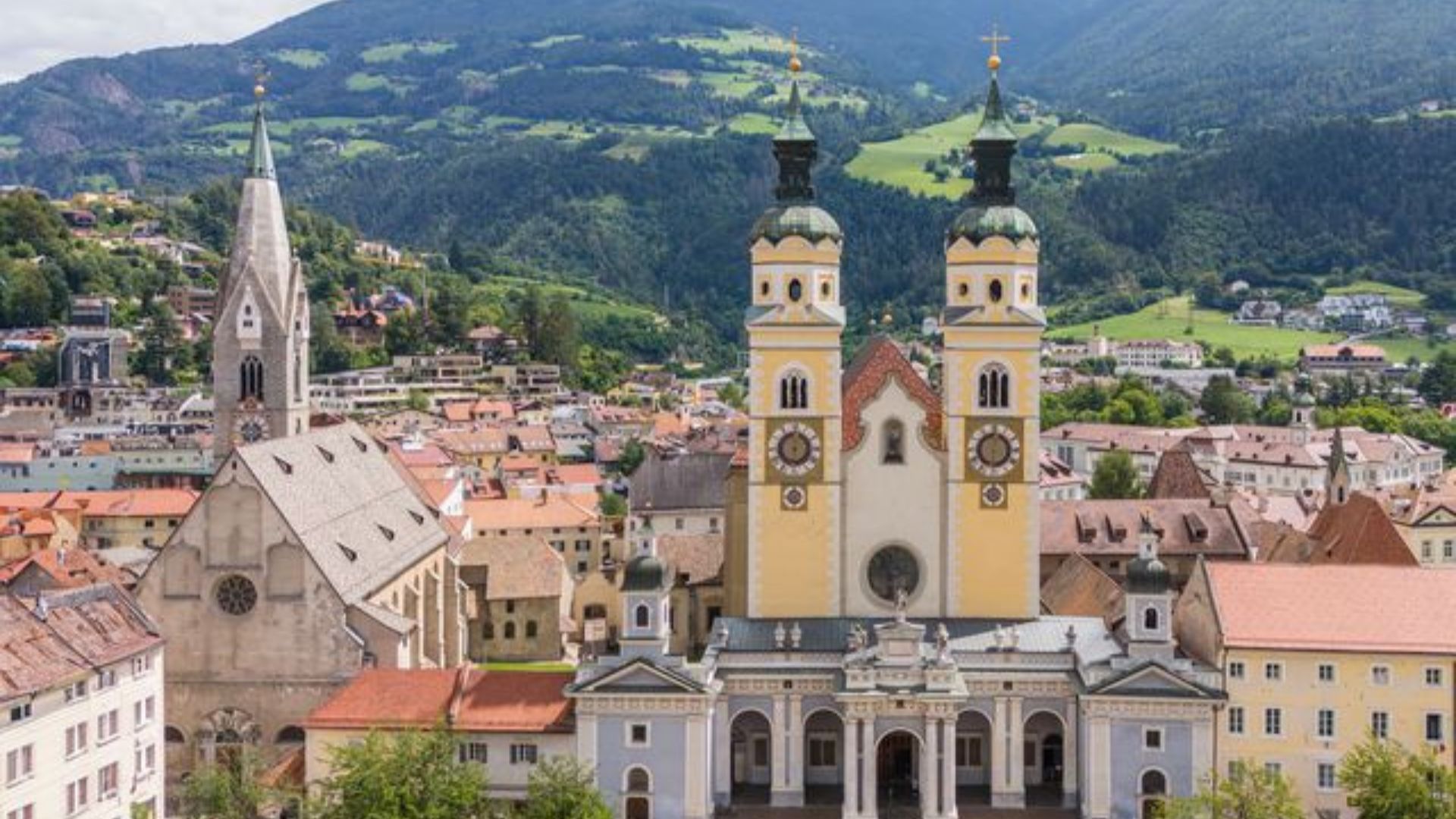 Grand place in Brixen 