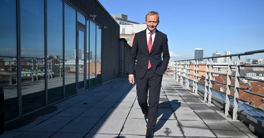Poland’s Serafin comes out of the shadows to do the EU’s toughest job – POLITICO