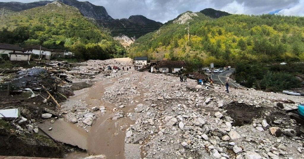 A large-scale flood is raging in Bosnia and Herzegovina ― there are fatalities