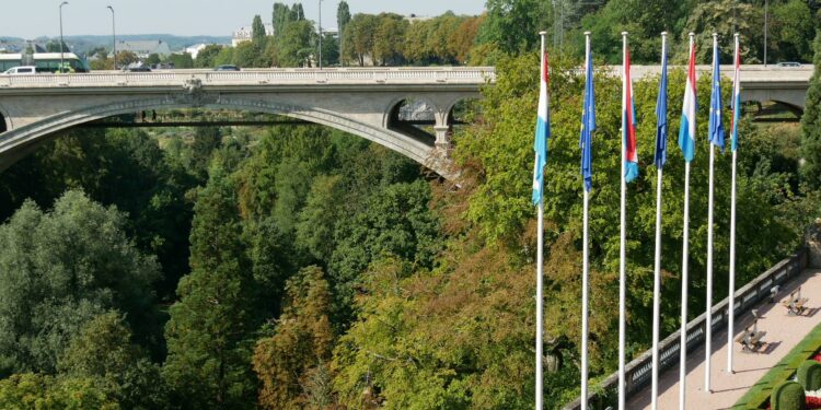 Luxembourg - a bridgehead for your expansion into Europe and global electronic payment business