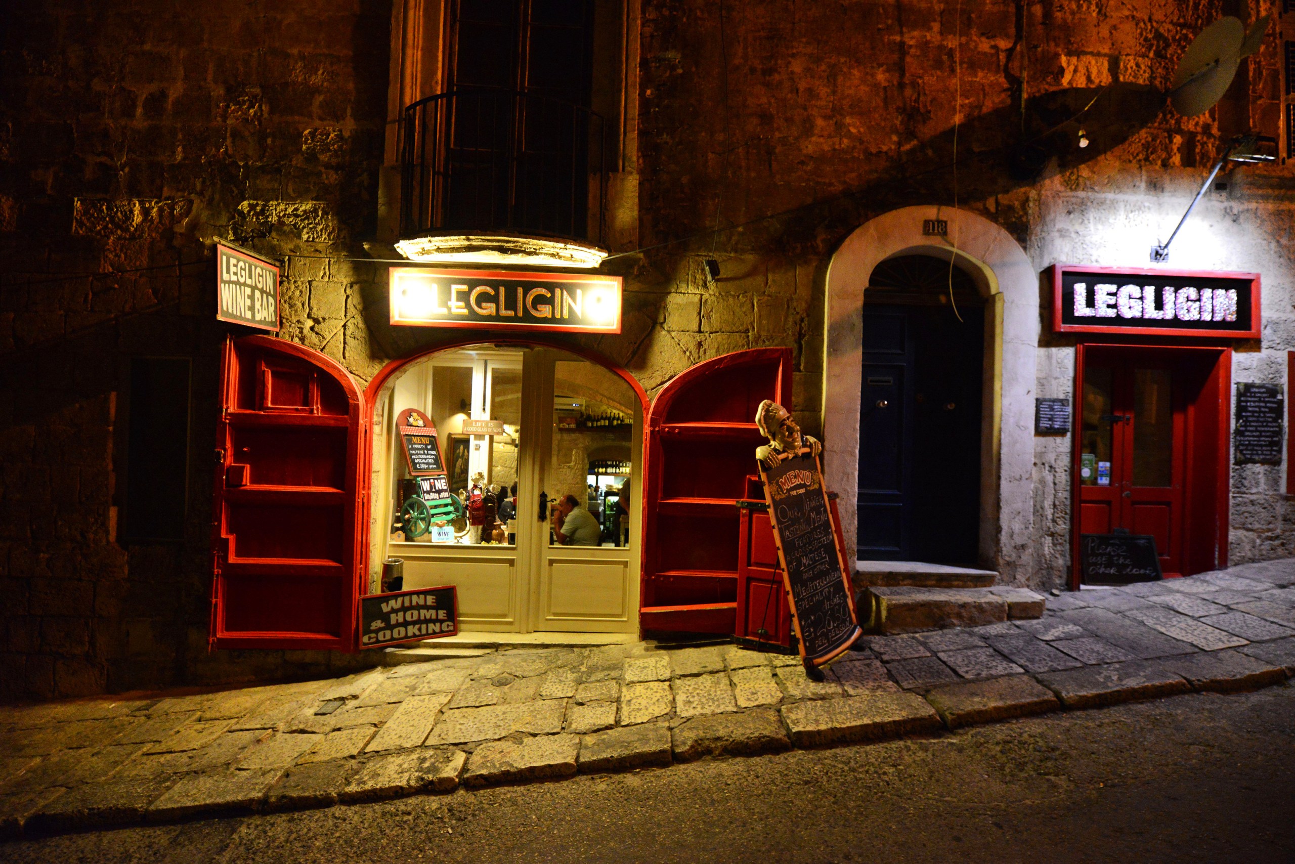 Legligin wine bar in Valletta