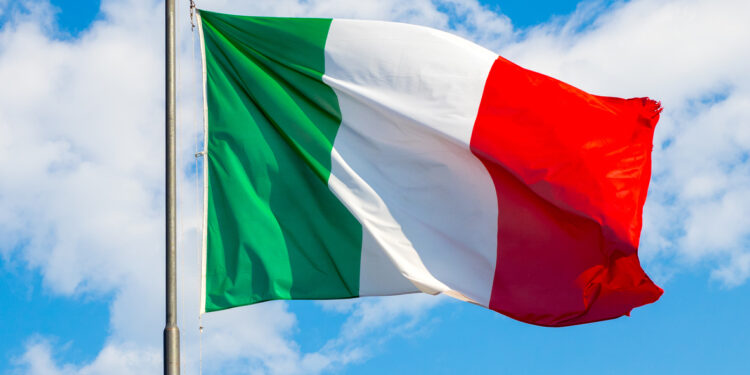 italy is the fastest growing ecommerce market in europe