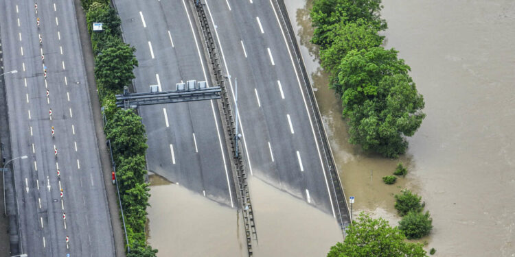 Heavy rains in Northern Europe cause floods