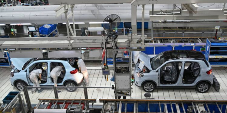 European Union votes to impose tariffs on Chinese electric vehicles