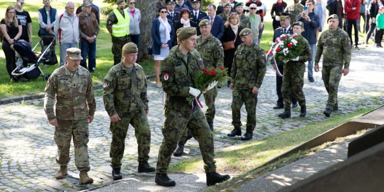 Guard Soldiers, Czech Partners Celebrate Victory in Europe Day > National Guard > Article View