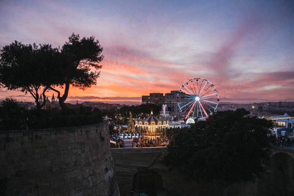 valetta christmas market in malta