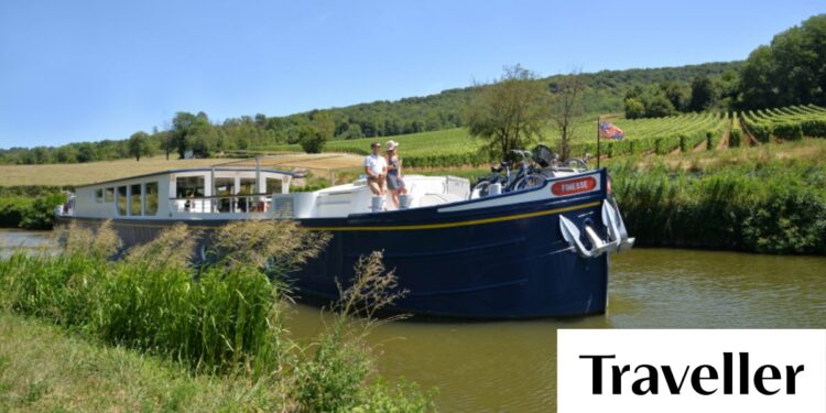 Burgundy luxury canal boat ride by European Waterways barge Finesse