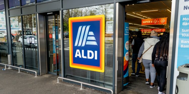 Aldi Ireland fans rushing to buy €14.99 winter sleep game-changer in middle aisle this week