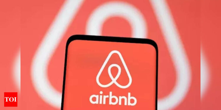 One of the most popular tourist city in Europe is planning a freeze on Airbnb licences