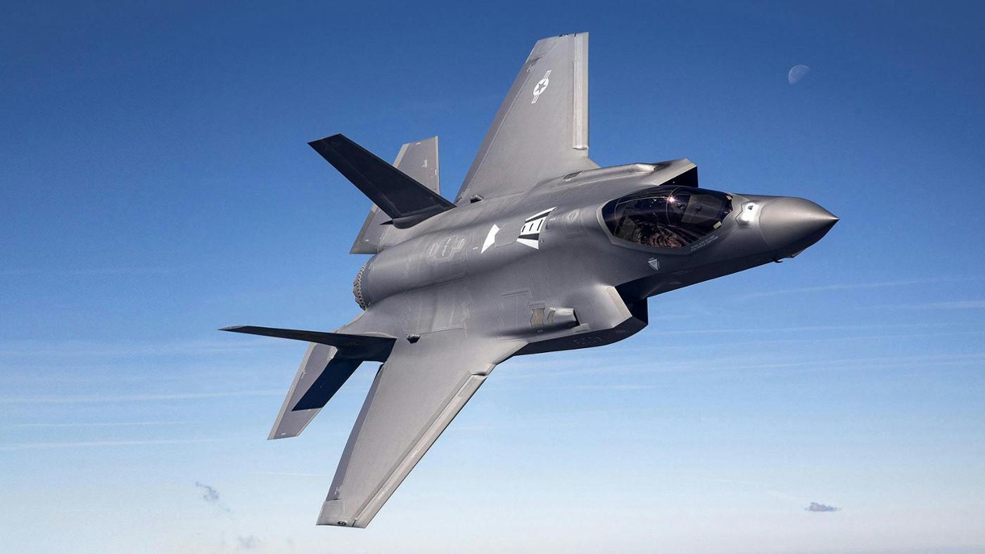 It is important to modernise, increase the capacity of the defence industry and strengthen the armies of individual Allies. The Czech government has recently formalised its commitment to acquire 24 F-35 Lightning II jets. Picture © Lockheed Martin
)