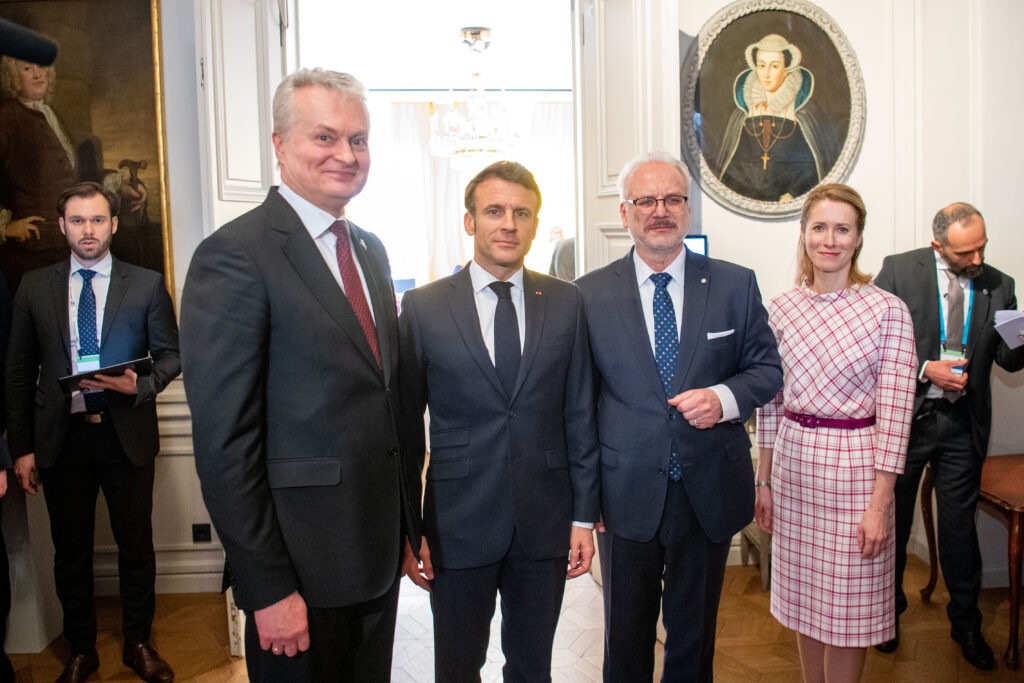 From left, the Lithuanian president, Gitanas Nausėda, the French president, Emmanuel Macron, the Latvian president, Egils Levits, and the Estonian prime minister, Kaja Kallas. Photo by the Estonian government.