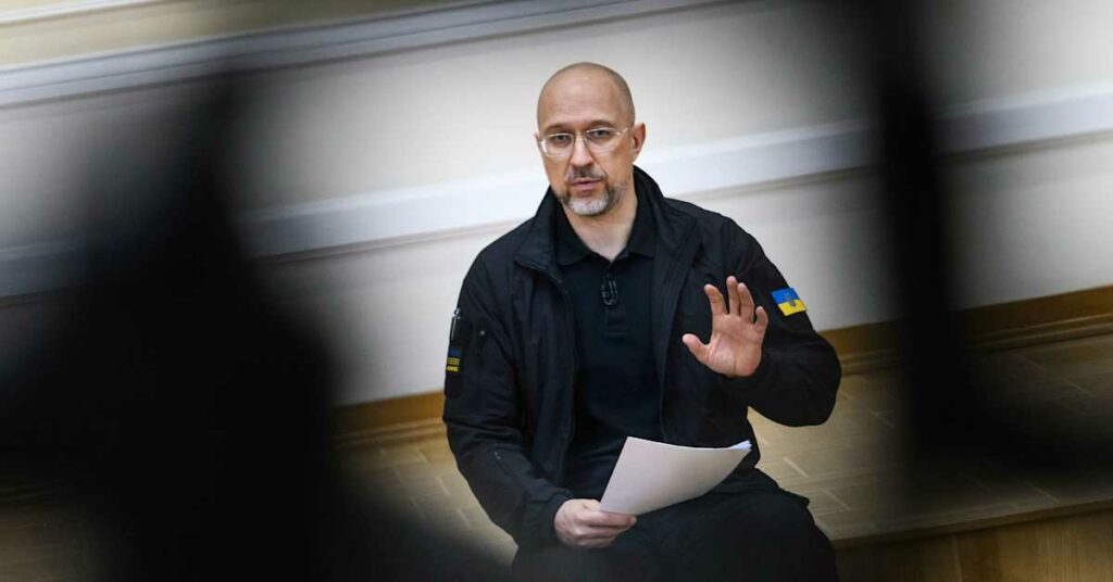Ukrainian PM in Helsinki for talks on aid and peace initiative | Yle News