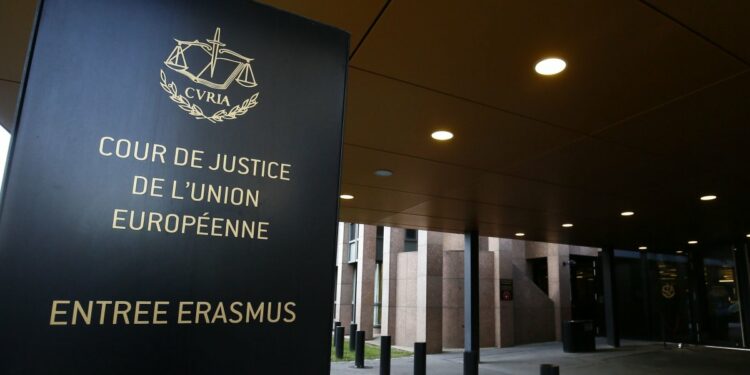 EU rules police can access cell data for minor crimes