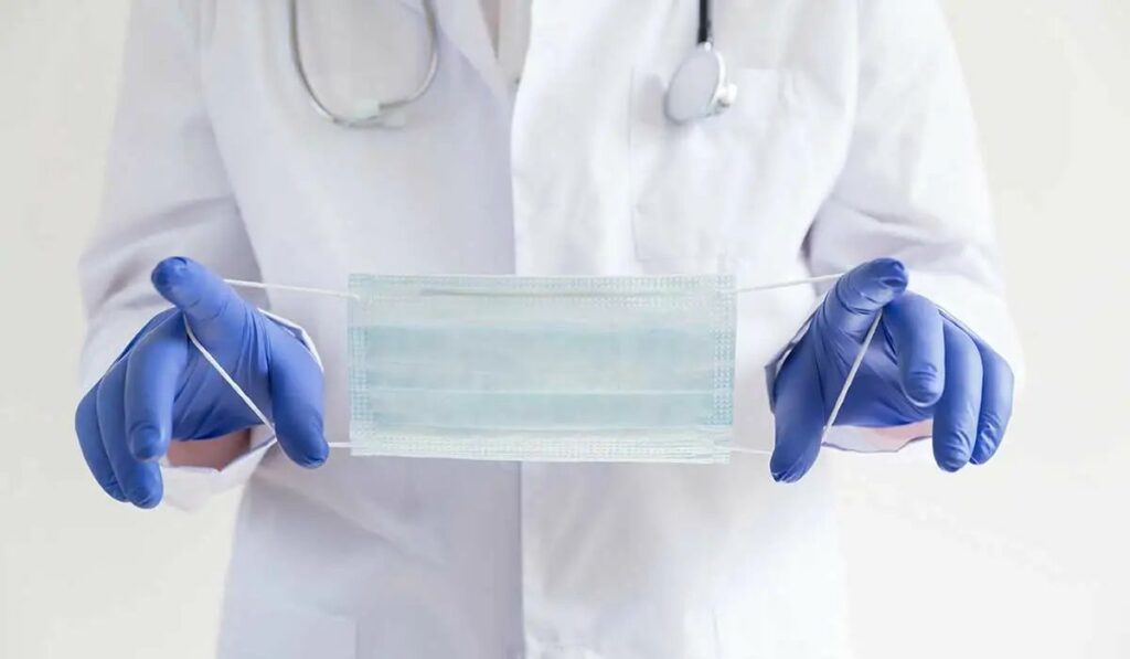 Symptoms of new XEC COVID-19 variant detected in Ireland after sweeping across Europe