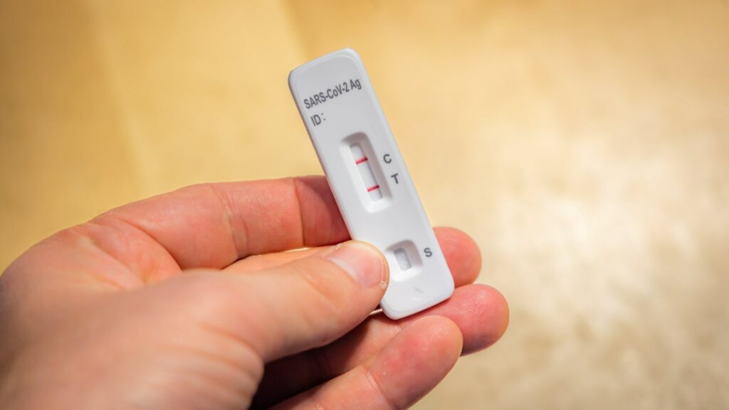Symptoms of new Covid-19 variant XEC as it’s detected in Ireland after sweeping ‘rapidly’ across Europe