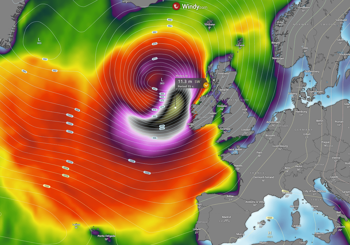 north-atlantic-storm-ashley-windstorm-ireland-uk-scotland-sea-waves