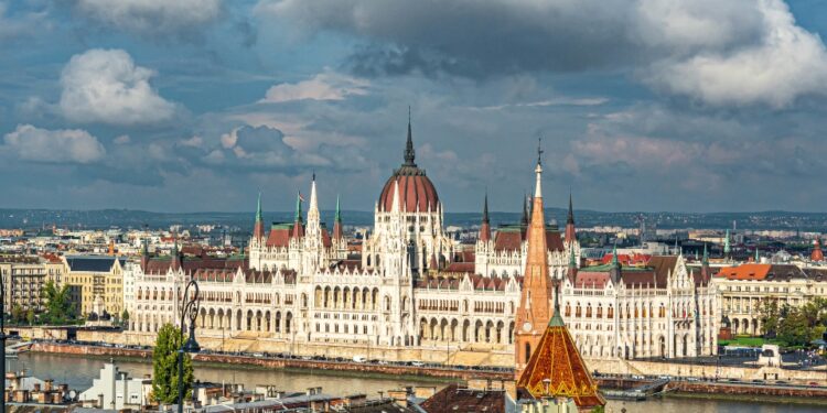 Hungary’s Opt-Out from EU Migration Policy Sparks Migration Policy Debate