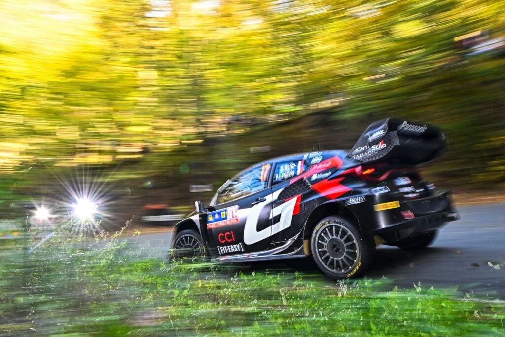 Neuville mistakes hand Ogier the lead 