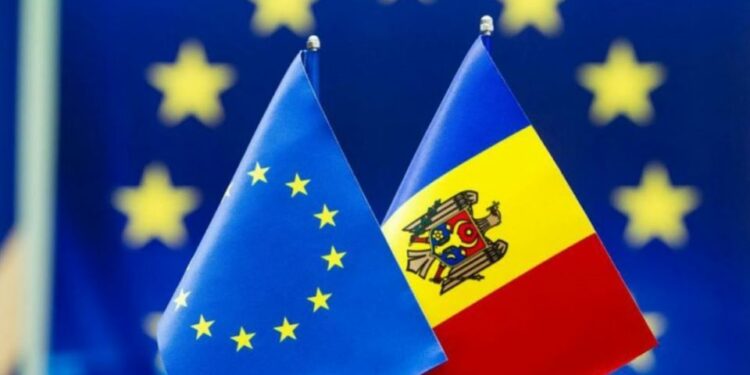 Moldova Votes in Favor of Joining EU by Narrow Margin Amid Allegations of Russian Interference