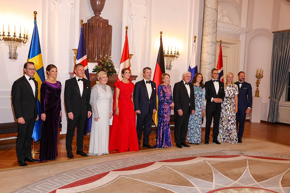 The heads of state of Denmark, Finland, Iceland, Norway and Sweden at an official dinner in Berlin