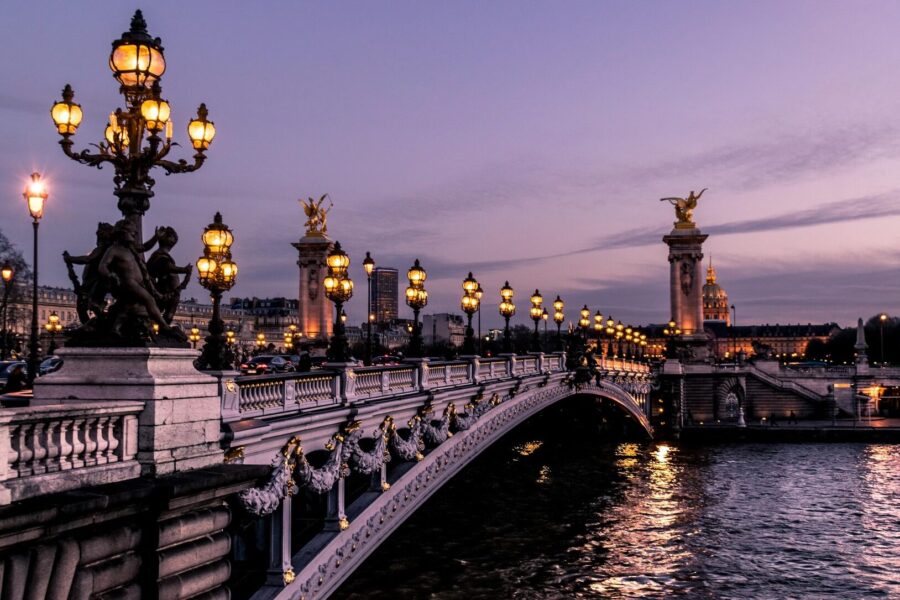 Paris - Photo by Léonard Cotte on Unsplash