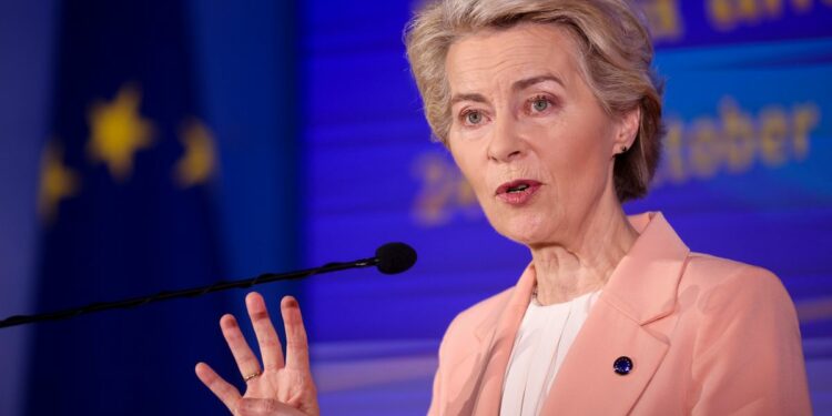 Von der Leyen visits Serbia, President Vucic met her at the airport: "Welcome"