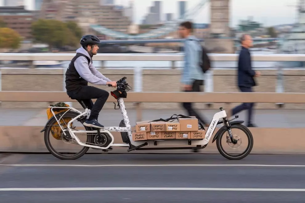 what-you-need-to-know-before-buying-an-e-cargo-bike