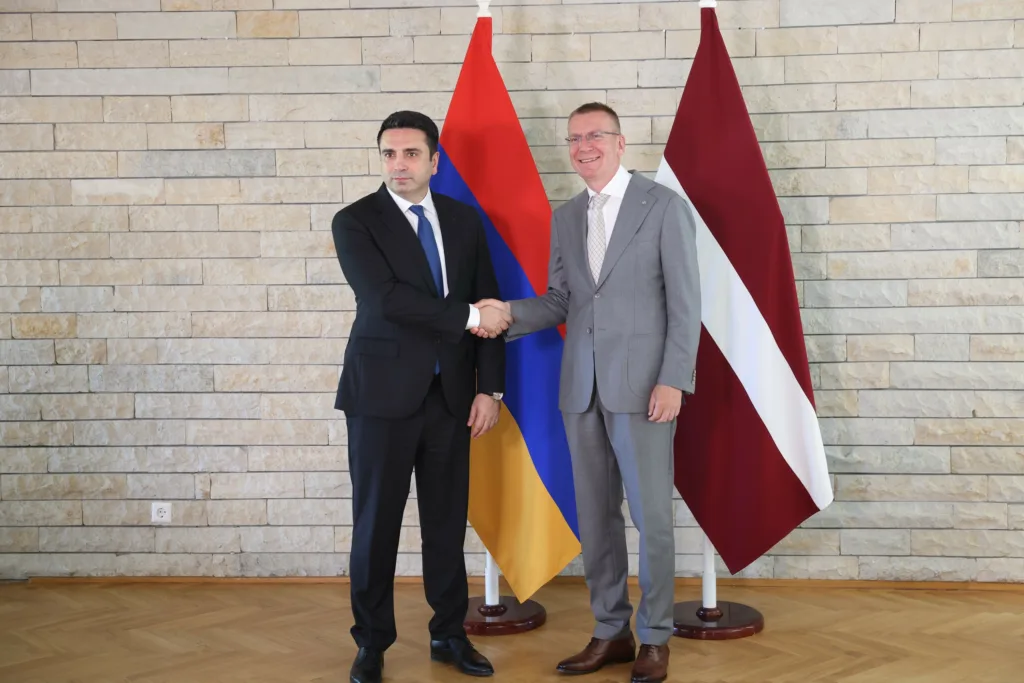 Armenia's Parliament Speaker, President of Latvia discuss Armenia-EU relations