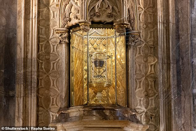 This image shows the carved gold reliquary in Valencia Cathedral that is said to have been used by Jesus Christ during the Last Supper