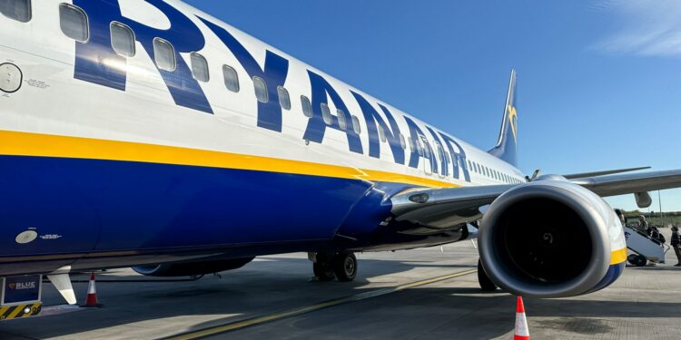 Ryanair launch flash sale with flights to London, Paris, Barcelona & other top European cities from just €14.99
