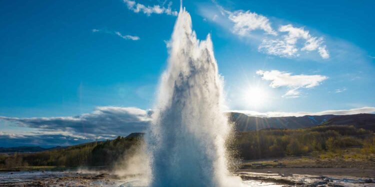 12 must-see natural wonders in Iceland