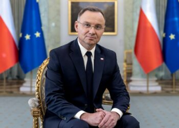 A new Iron Curtain could protect us from Putin, says Polish president